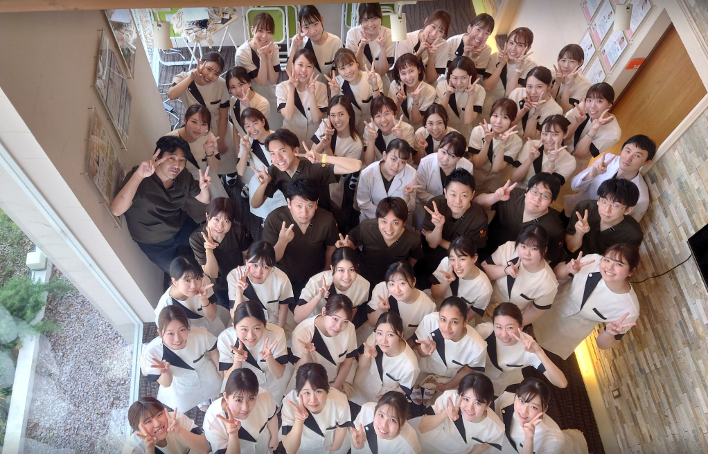 ��N�F�̋O��